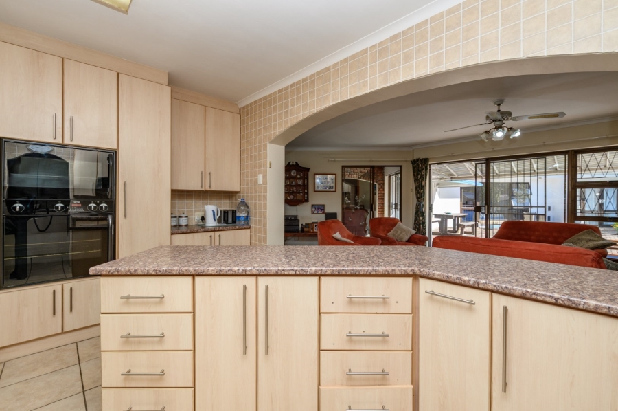 4 Bedroom Property for Sale in Brymore Eastern Cape